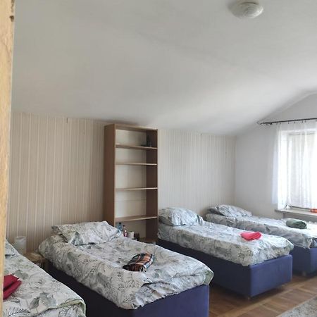 Popularna Guest Home ワルシャワ エクステリア 写真